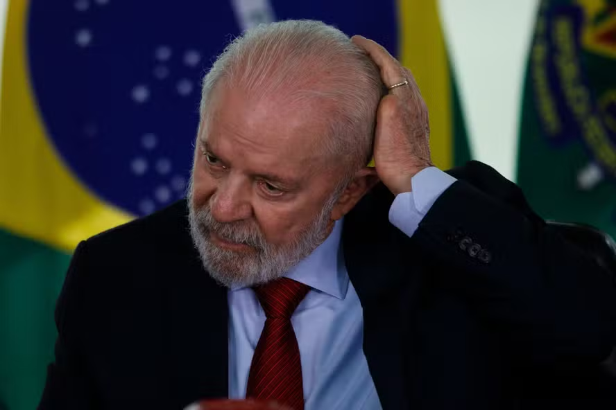 Lula passa por exames após acidente doméstico; Ministro das Relações Exteriores vai a Rússia